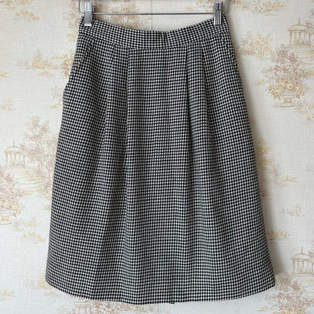 Vintage 80s Lands’ End black white houndstooth wool preppy pleated midi skirt